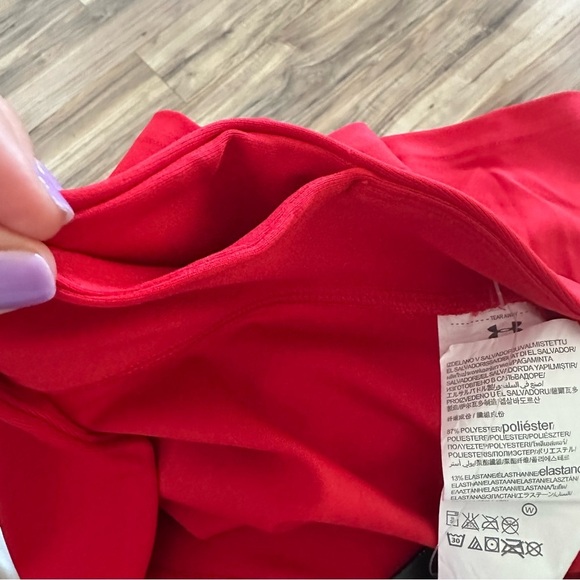 Under Armour Red Athletic Heat Gear Compression Shorts Lightweight Performance - Picture 3 of 5